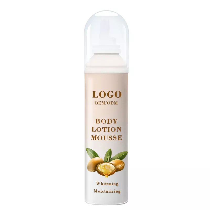 Mousse de loțiune de hidratare asemănătoare norului